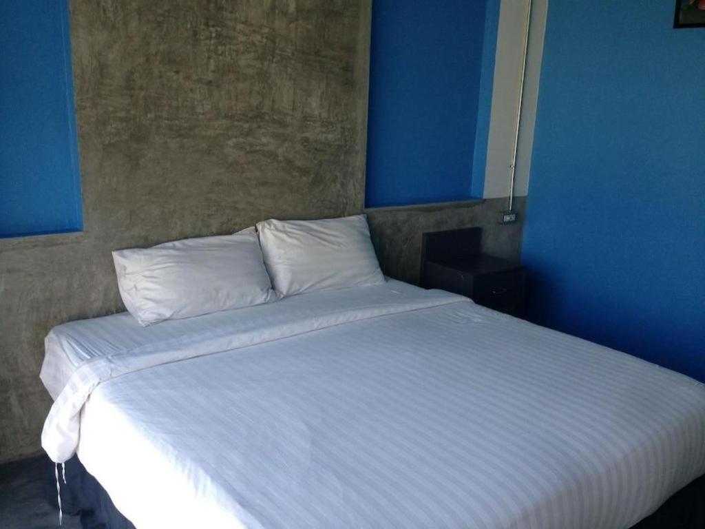 Pornsiri Hotel Sisaket Exterior foto